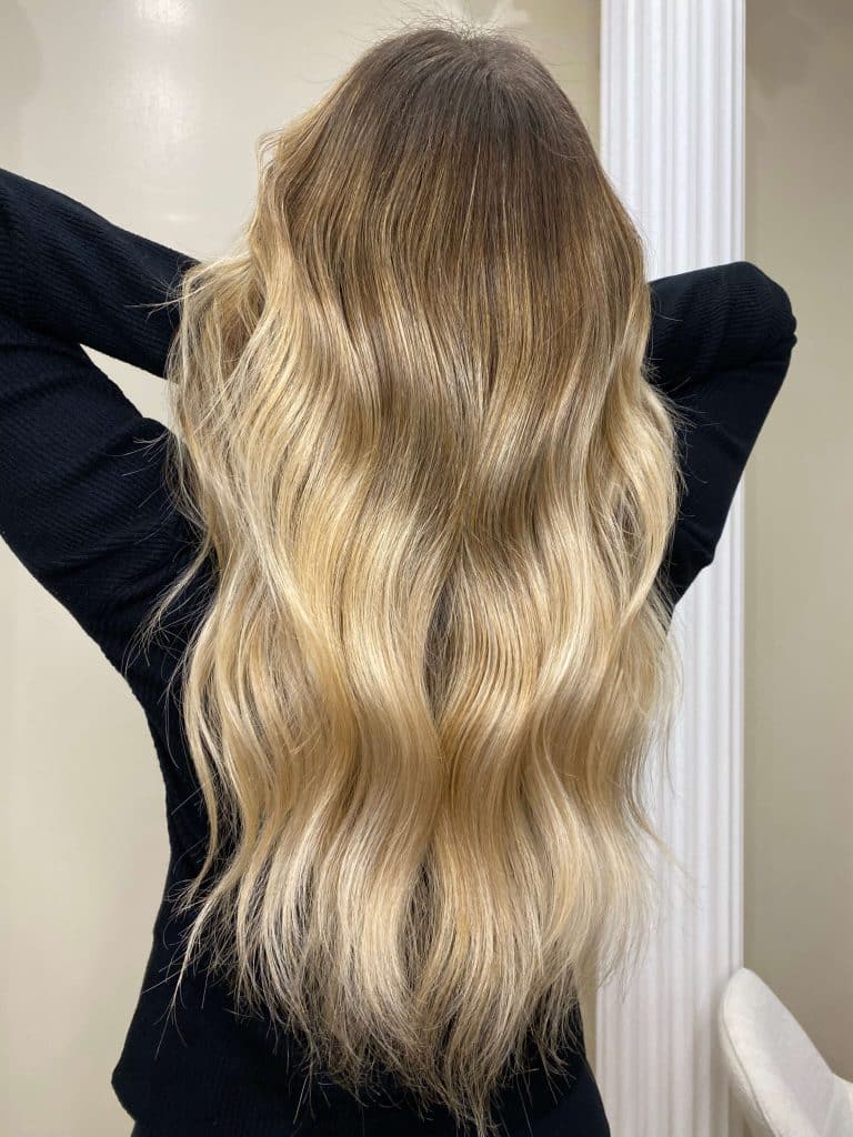 Invisible weft Paris : la meilleure méthode pour un rendu invisible